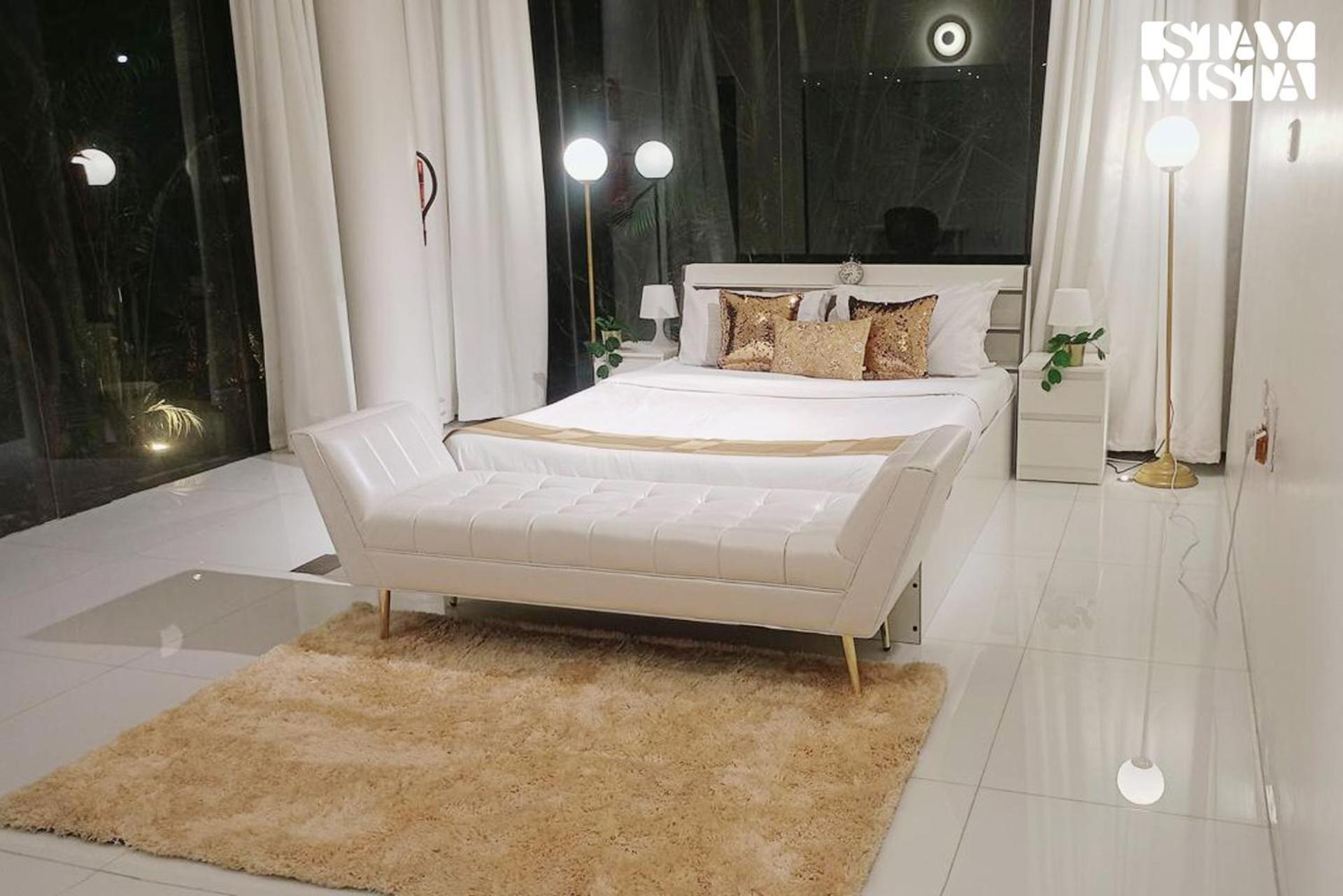 The Crystal Hall India'S Only All Glass Villa Bangalore Extérieur photo